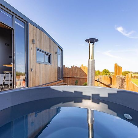 Les Tiny Du Pre Mathy - Logements Insolites Avec Jacuzzi A プロフォンドヴィル エクステリア 写真